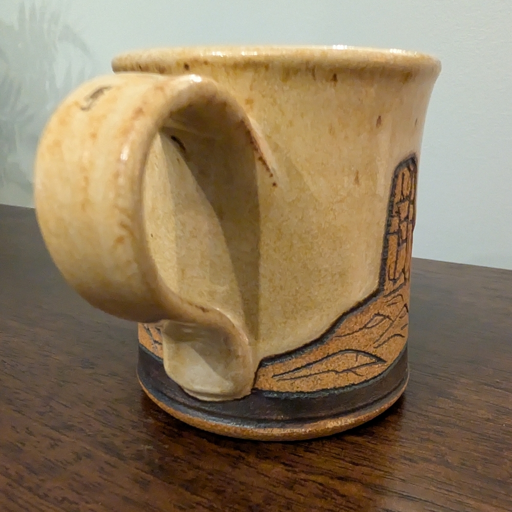 Desert Rock Buttes Handmade Vintage Mug - Picture 7 of 15